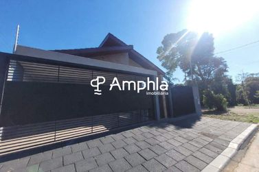 Casa &agrave; venda - 198m&sup2; - Recanto Tropical