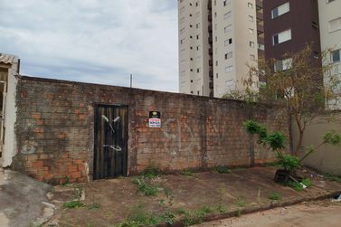 Terreno &agrave; venda - 330m&sup2; - Jardim S&atilde;o Jos&eacute;