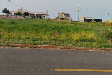 Terreno &agrave; venda - 220m&sup2; - Parque Residencial Metropolitano