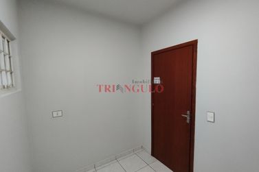 Casa &agrave; venda - 144m&sup2; - ZONA III