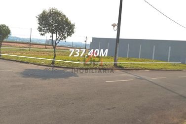Terreno &agrave; venda - 737m&sup2; - Parque Residencial Metropolitano
