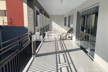 Sal&atilde;o Comercial &agrave; venda - 890m&sup2; - Zona VII