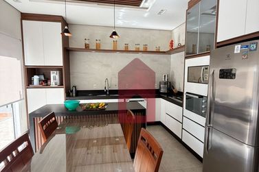 Casa &agrave; venda - 200m&sup2; - Parque Cidade Jardim