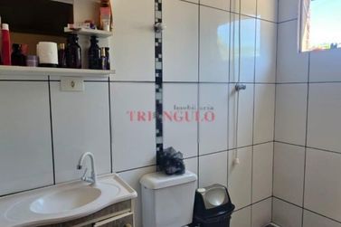 Casa &agrave; venda - 74m&sup2; - CENTRO