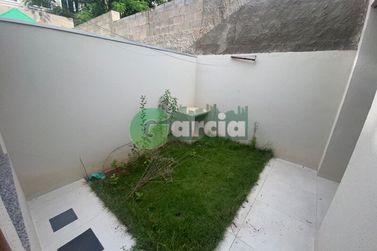 Casa &agrave; venda - 80m&sup2; - Zona V