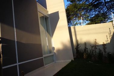 Casa &agrave; venda - 150m&sup2; - Zona 2