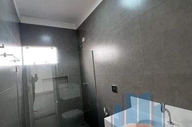 Casa &agrave; venda - 127m&sup2; - Parque Residencial Metropolitano