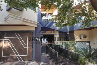 Apartamento &agrave; venda - 111m&sup2; - 2&ordm; andar