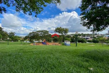 Sobrado &agrave; venda - 260m&sup2; - Parque do Lago