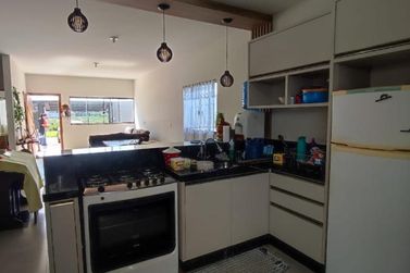 Casa &agrave; venda - 96m&sup2; - Parque Colina Verde