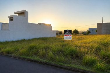 Terreno &agrave; venda - 140m&sup2; - Parque Colina Verde