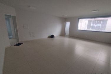 Sala Comercial para alugar - Zona III