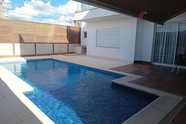 Casa &agrave; venda - 520m&sup2; - Cond. Ecoville Residence