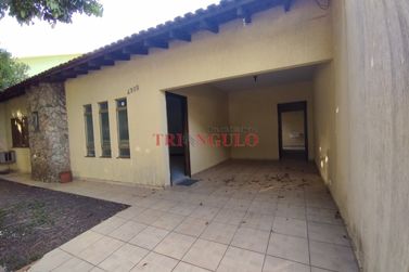 Casa para alugar - ZONA VI