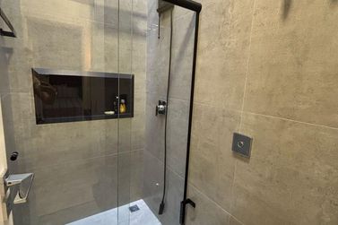 Casa &agrave; venda - 230m&sup2; - Conjunto Residencial Portal das &Aacute;guas