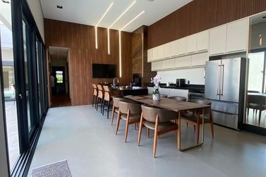 Casa &agrave; venda - 190m&sup2; - Jardins de Versailles