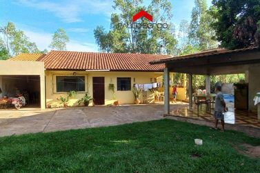 Ch&aacute;cara &agrave; venda - 20m&sup2; - Jardim Universit&aacute;rio