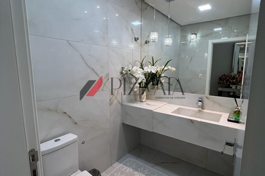 Casa &agrave; venda - 232m&sup2; - Jardim Belvedere