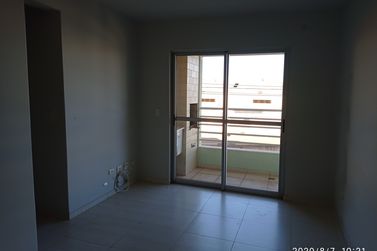 Apartamento &agrave; venda - 67m&sup2; - ZONA II