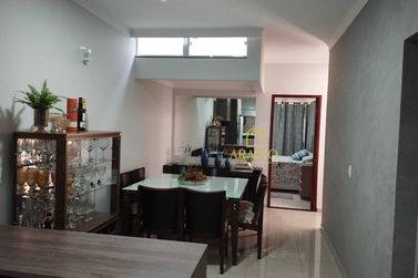 Casa &agrave; venda - 178m&sup2; - Zona VI