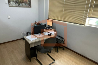 Sala Comercial &agrave; venda - 54m&sup2; - Zona I