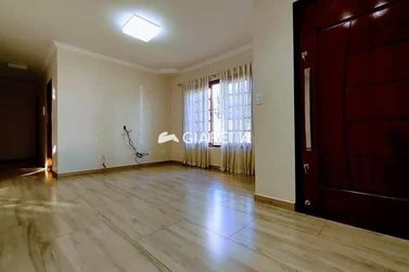 Casa &agrave; venda - 285m&sup2; - JARDIM PORTO ALEGRE