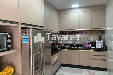 Sal&atilde;o Comercial &agrave; venda - 890m&sup2; - Zona VII