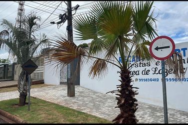 Ch&aacute;cara &agrave; venda - 270m&sup2; - Centro