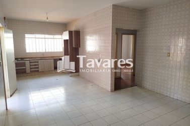 Casa &agrave; venda - Zona II