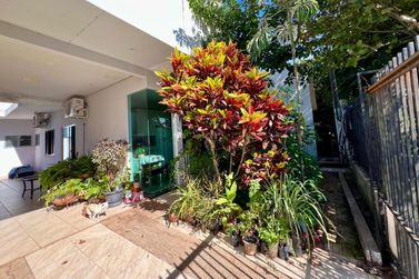 Casa &agrave; venda - 200m&sup2; - Zona IV