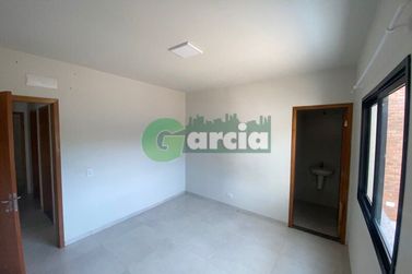Casa &agrave; venda - 80m&sup2; - Zona V