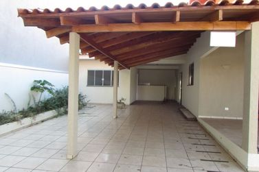 Casa &agrave; venda - Zona II