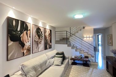 Sobrado &agrave; venda - 245m&sup2; - Zona II