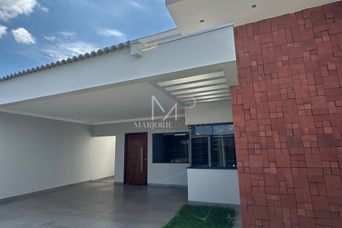 Casa &agrave; venda - 123m&sup2; - Jardim Cima