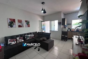 Casa &agrave; venda - 100m&sup2; - Zona VI