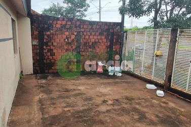 Casa &agrave; venda - 41m&sup2; - Conjunto Habitacional Sonho Meu