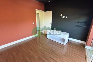 Casa &agrave; venda - 242m&sup2; - ZONA II