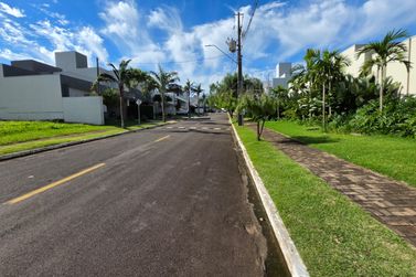 Terreno &agrave; venda - 364m&sup2; - CONJUNTO RESIDENCIAL PORTAL DAS AGU