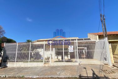 Casa &agrave; venda - 320m&sup2; - Jardim San Fernando