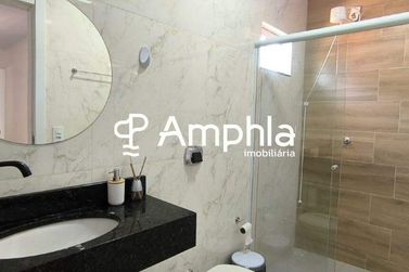 Casa &agrave; venda - 180m&sup2; - Santa Felicidade