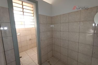 Sal&atilde;o Comercial para alugar - 880m&sup2; - Zona III