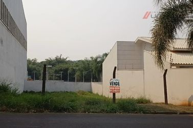 Terreno &agrave; venda - 360m&sup2; - Jardim Harmonia