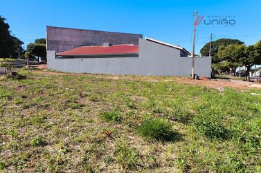 Terreno &agrave; venda - 241m&sup2; - Zona V