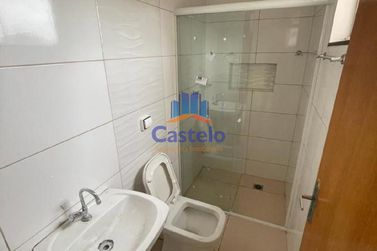 Casa &agrave; venda - 70m&sup2; - Jardim San Martim