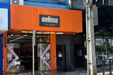 Sal&atilde;o Comercial para alugar - 200m&sup2; - Centro