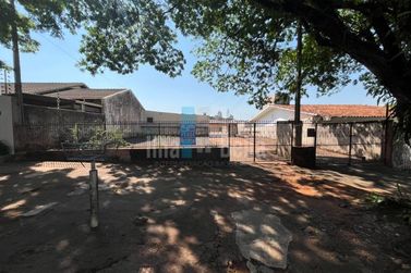 Casa &agrave; venda - Zona I
