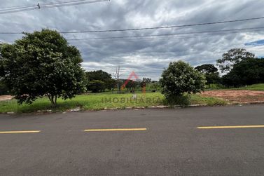 Terreno &agrave; venda - 246m&sup2; - Parque Residencial Metropolitano