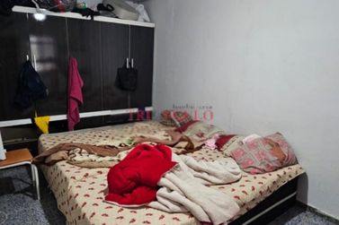Casa &agrave; venda - 84m&sup2; - CONJUNTO RESIDENCIAL VINTE E SEIS D