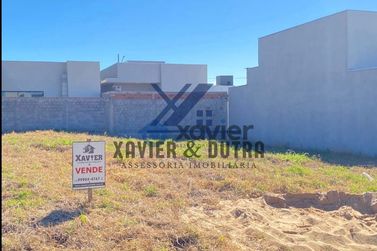 Terreno &agrave; venda - 140m&sup2; - PARQUE COLINA VERDE - LOTE 35 - QUADRA 11