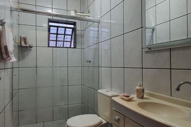 Casa &agrave; venda - 105m&sup2; - Jardim Paris